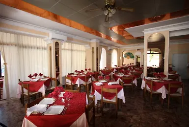 Hotel Britannia Rimini Marina Centro 3*,
