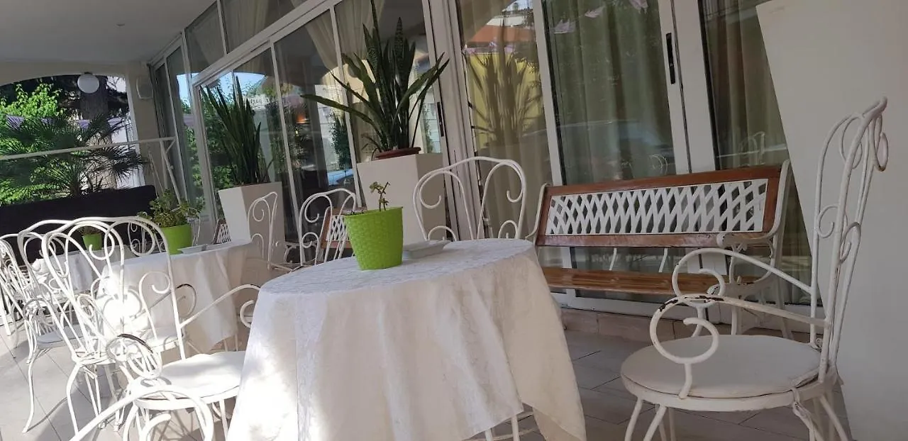 ***  Hotel Britannia Rimini Marina Centro Włochy